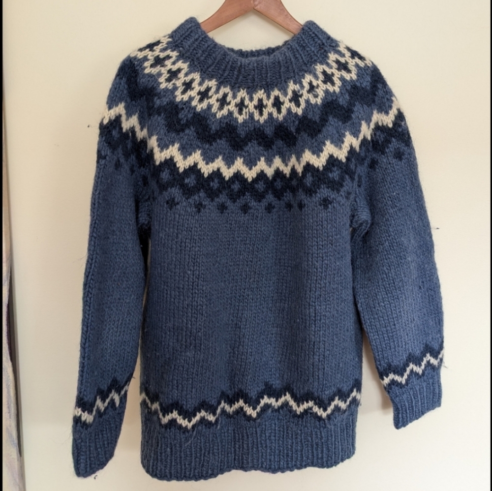 Icelandic wool Lopapeysa Handknit sweater women's Large